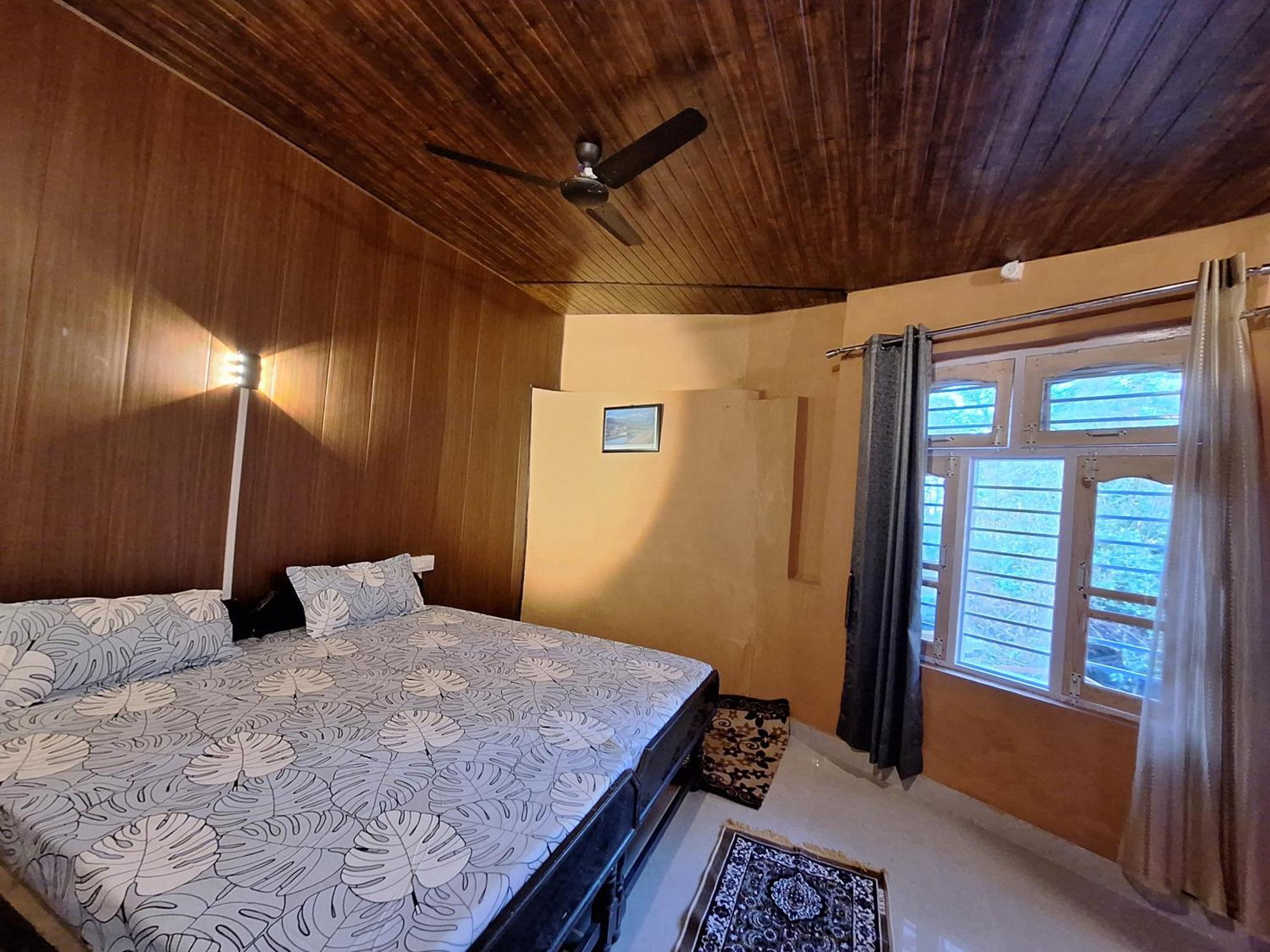 Tathastu Bir -Homestay ,Dorm,Hostel Exteriör bild