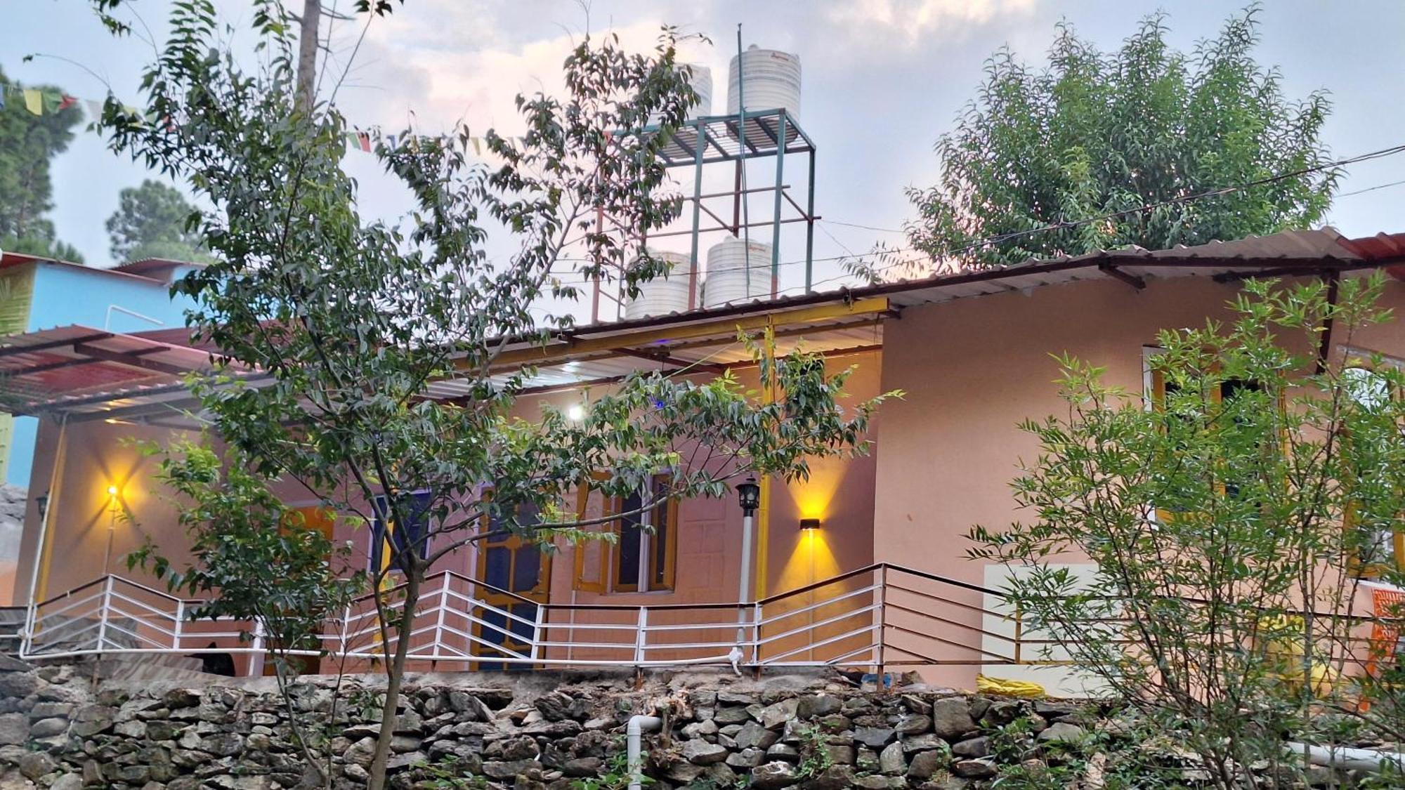Tathastu Bir -Homestay ,Dorm,Hostel Exteriör bild